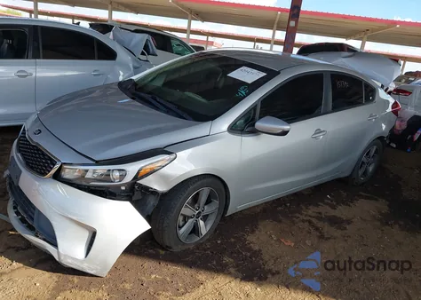 2018 Kia Forte Lx z USA, uszkodzony, nr VIN 3KPFL4A79JE260667
